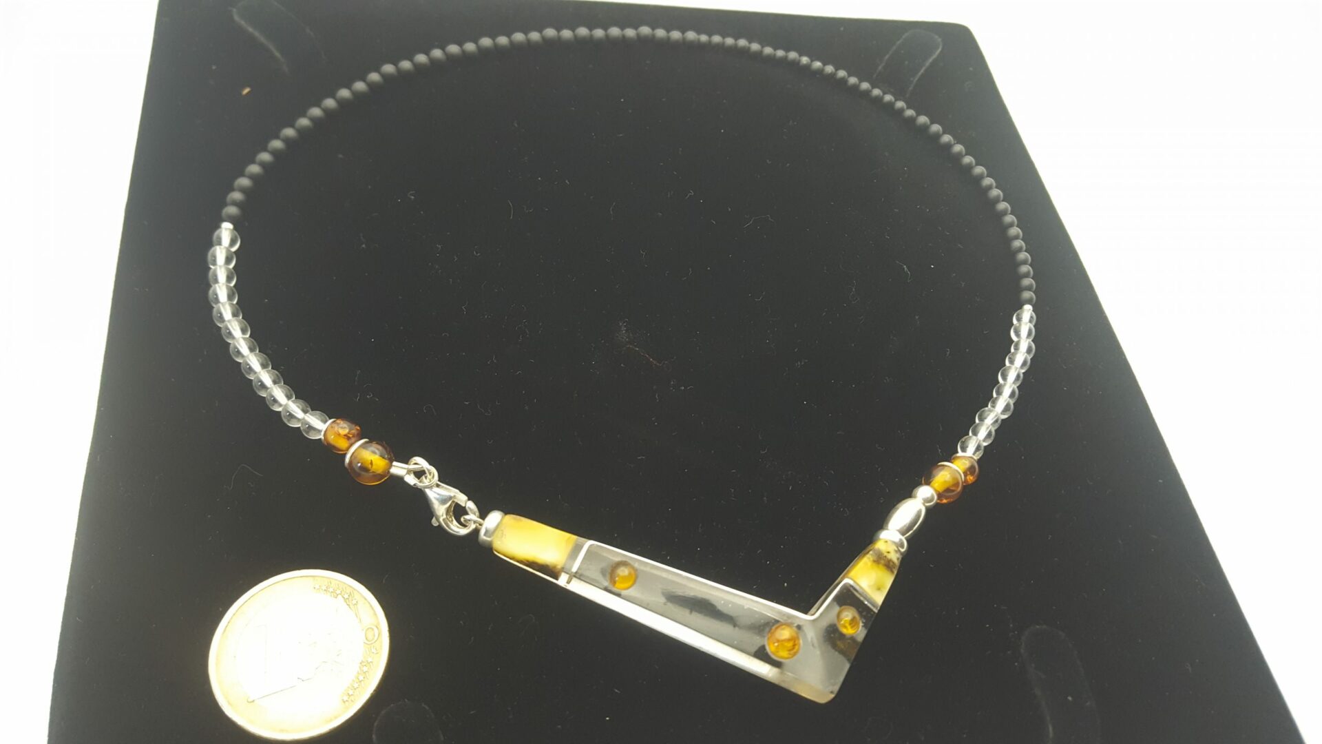 collier boomerang