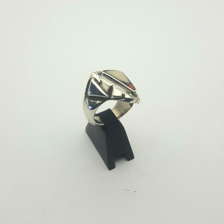 bague cobra